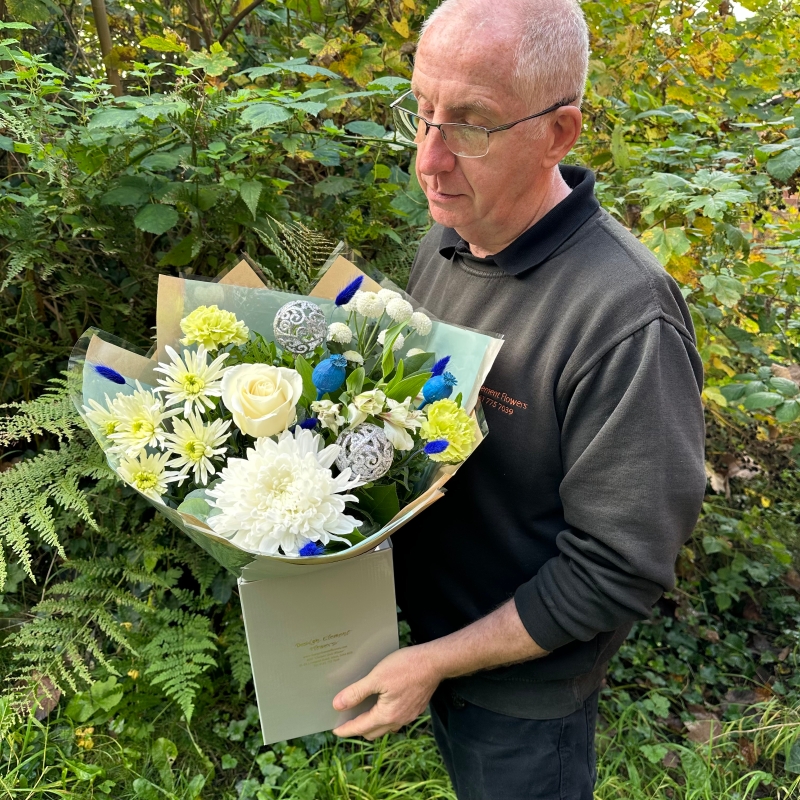 LOCAL Winter Icelandic Had-tied Bouquet   