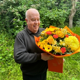  LOCAL Autumn Honey and Spice Hand-tied bouquet