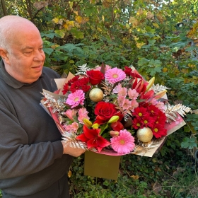 Christmas Festive Celebration Hand tied Bouquet Hand Delivered in Irlam , Cadishead , Eccles,Peel Green , Worsley , Swinton , Urmston 